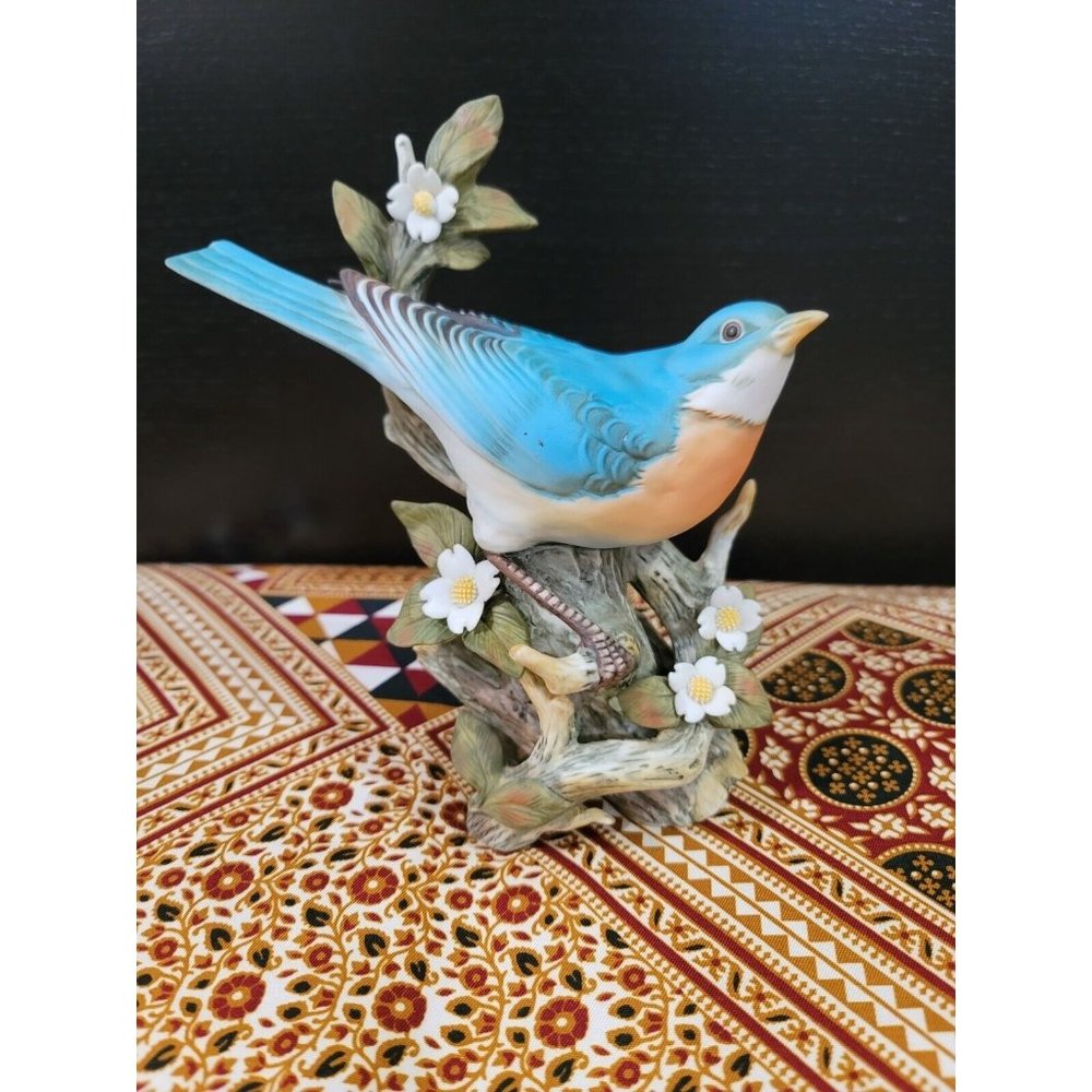 Vintage Homco Masterpiece Porcelain Eastern Blue Bird 1984 Flowers Tree Nature